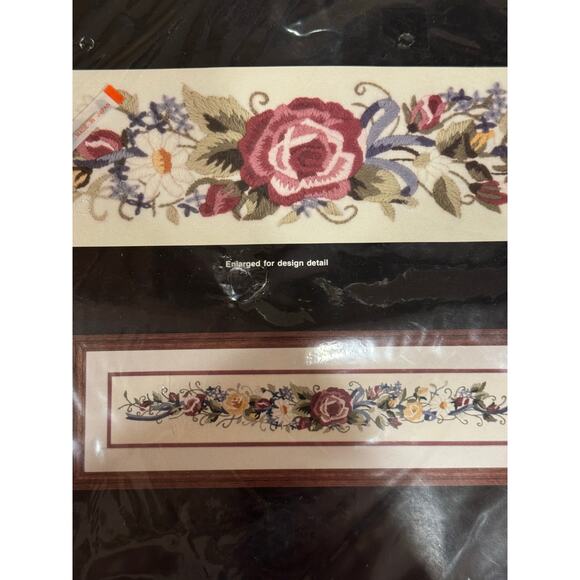 Bucilla Stitchery Crewel Embroidery Ribbons & Roses #40311 4x22" Glynda Turley - Picture 4 of 6